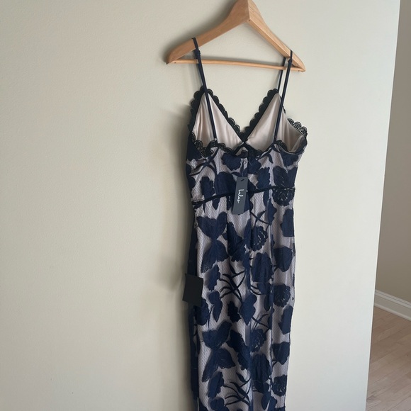 Lulu’s Navy Alluring Dream Maxi Formal Dress Sz M NWT - Picture 7 of 12